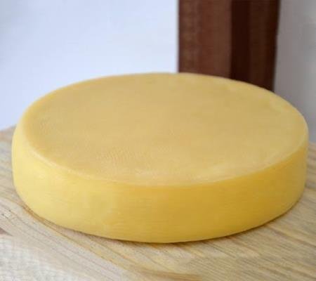 QUEIJO CURADO INTEIRO (1,OOO A 1,200)